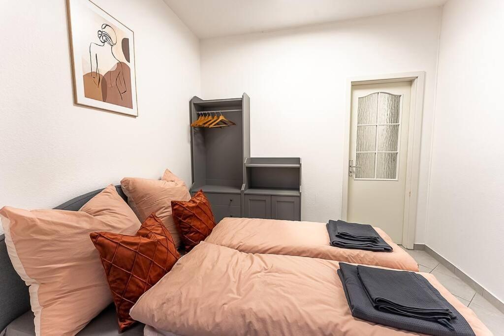 Apartament Loft Mit Billard-Tisch Und Ps4 Wuppertal Zewnętrze zdjęcie