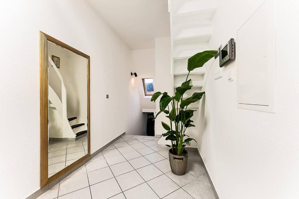 Apartament Loft Mit Billard-Tisch Und Ps4 Wuppertal Zewnętrze zdjęcie